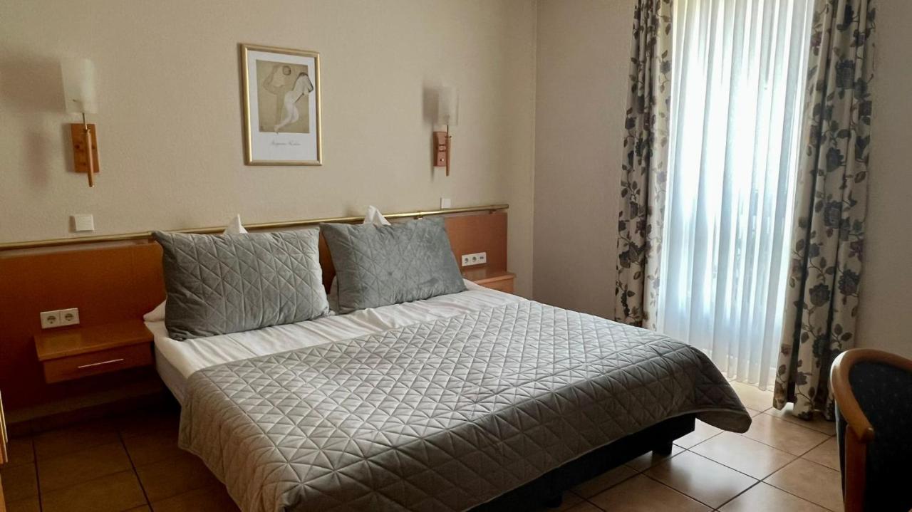 Hotel Victoria Dinslaken Luaran gambar