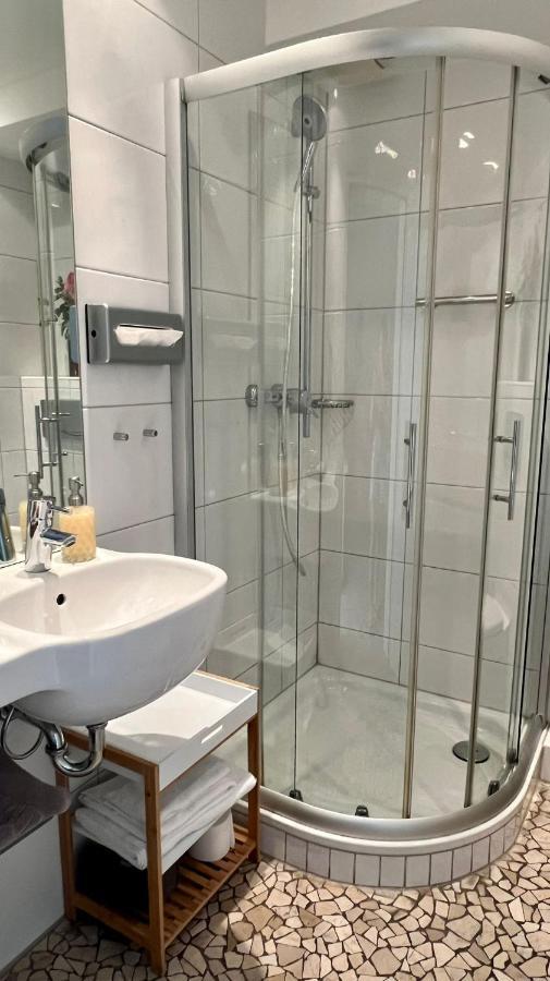 Hotel Victoria Dinslaken Luaran gambar