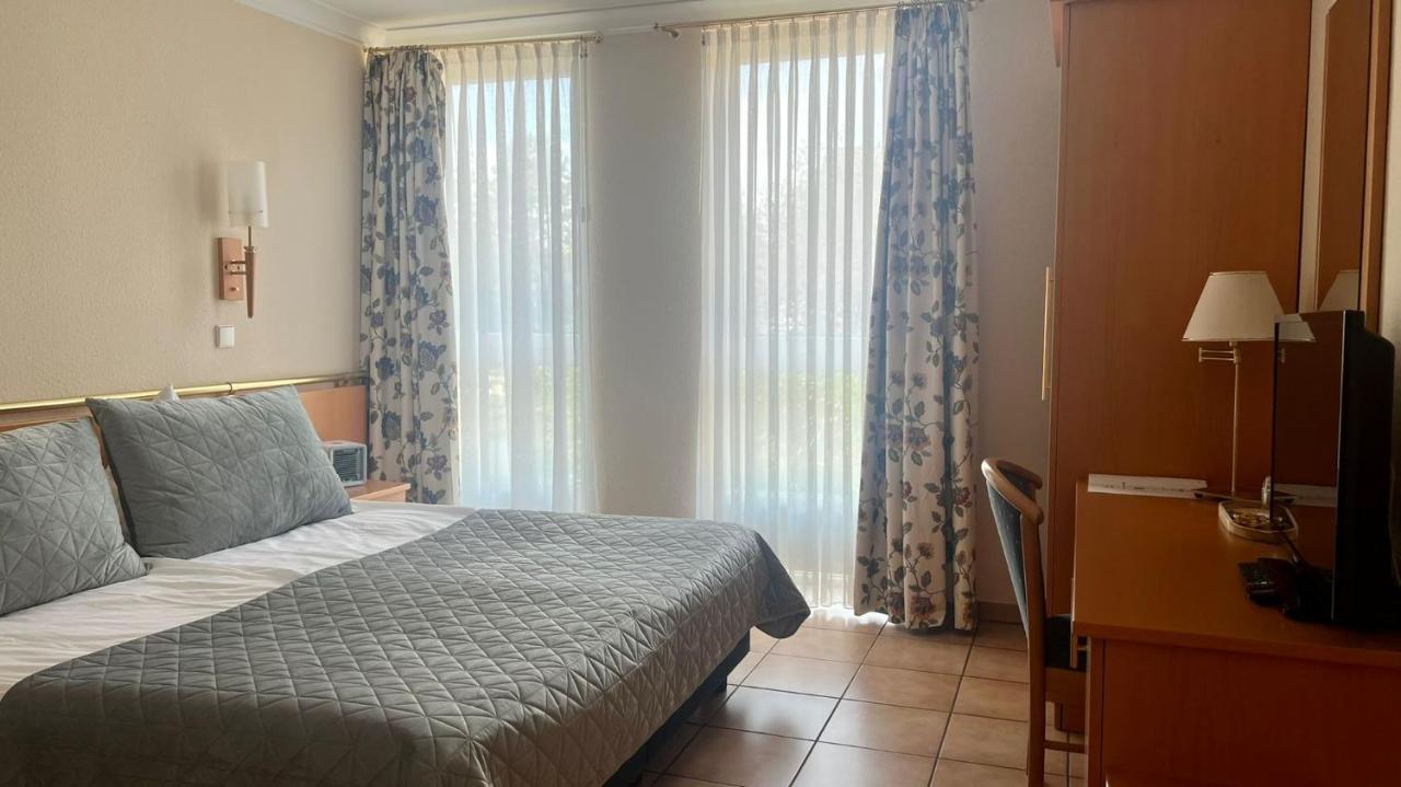Hotel Victoria Dinslaken Luaran gambar