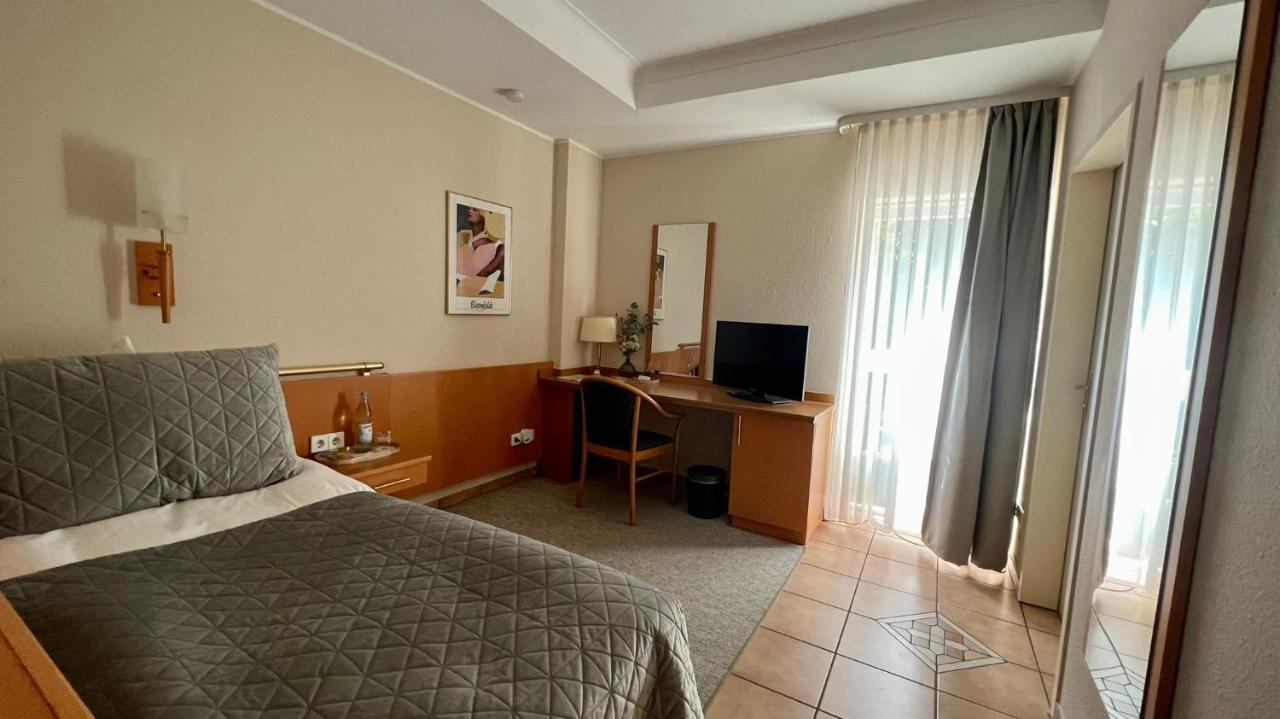 Hotel Victoria Dinslaken Luaran gambar